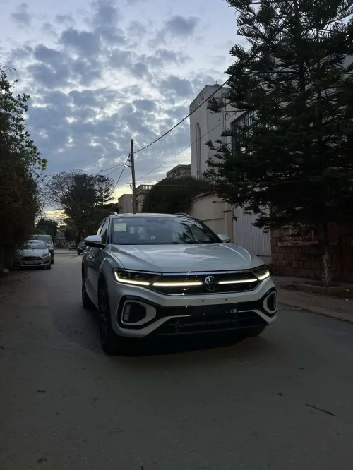 Volkswagen T-Roc 2025 R-Line 