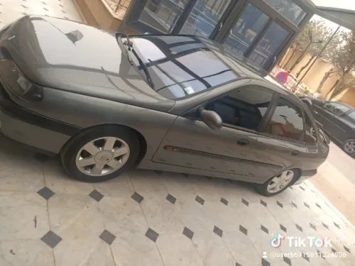 Renault Laguna 1 2000 Laguna 1