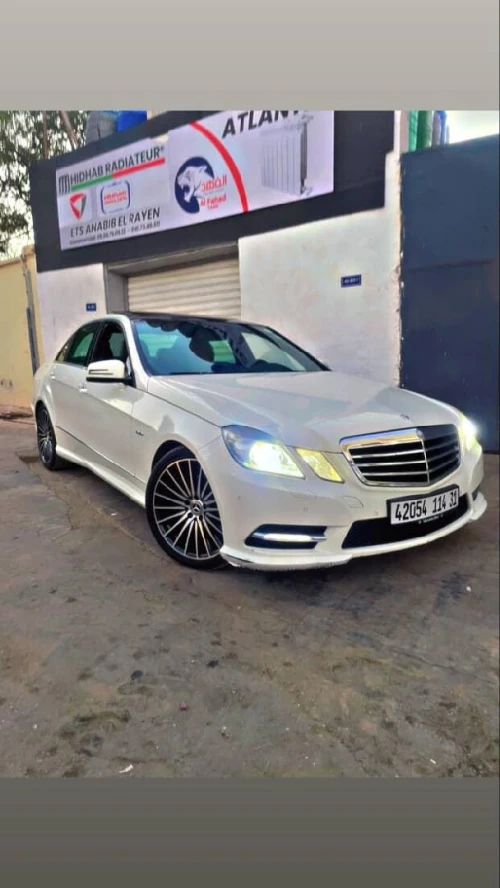 Mercedes Classe E 2014 AVANTGARDE Pack AMG