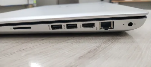PC portable HP ENVY 17'' i7 6ème génération 16GO RAM/256GOSSD/1TOHDD / NVIDIA GeForce GTX 950M
