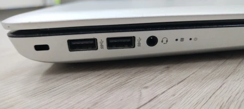 PC portable HP ENVY 17'' i7 6ème génération 16GO RAM/256GOSSD/1TOHDD / NVIDIA GeForce GTX 950M