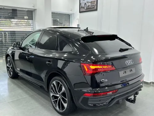 Audi Q5 2023 Sline