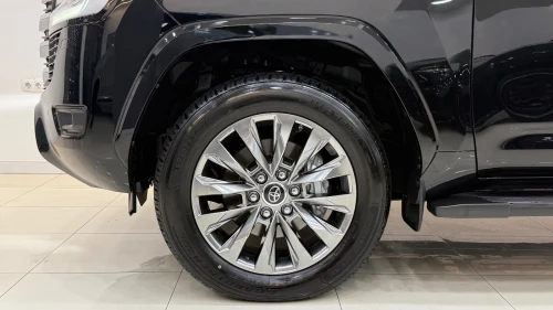 Toyota Land Cruiser  2026 VX