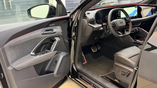 Audi Q5 2025 SLINE