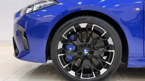 BMW M 135 i 2025 M SPORT