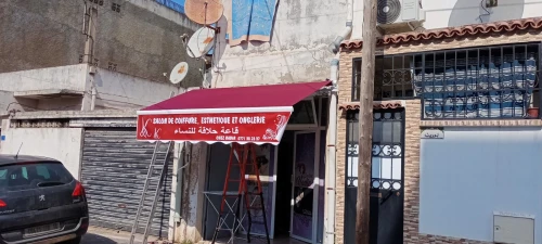 Tinda et bâche pour locaux et maison 