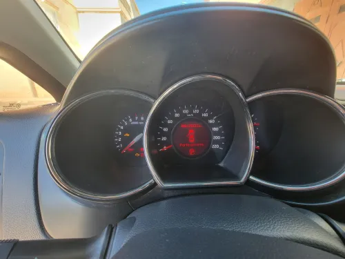 Kia Rio 5 portes 2015 Funny Facelift 