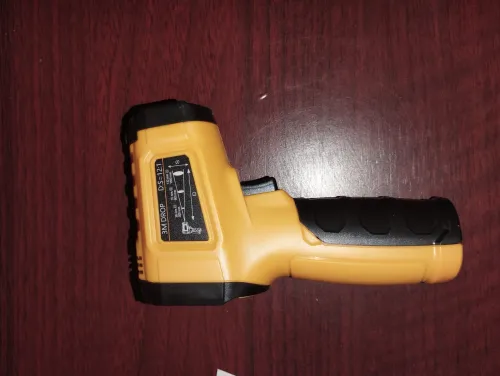 Thermomètre infrarouge 380 degrés celsius