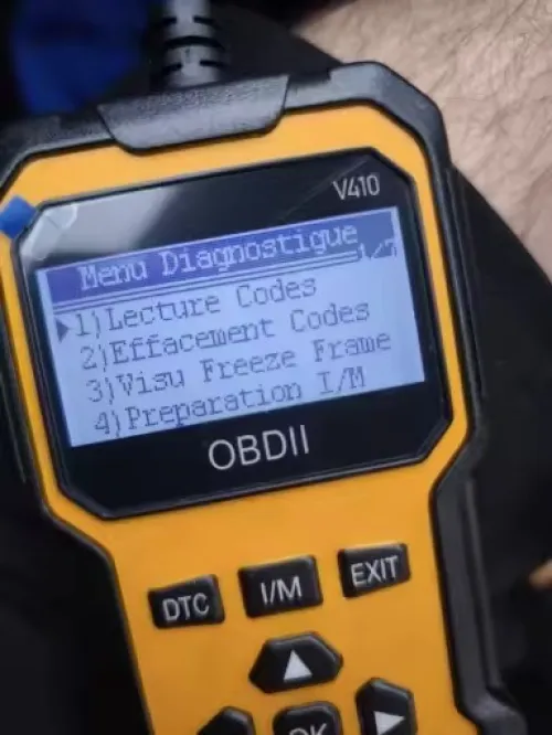 Scanner OBD2  v410 neuf