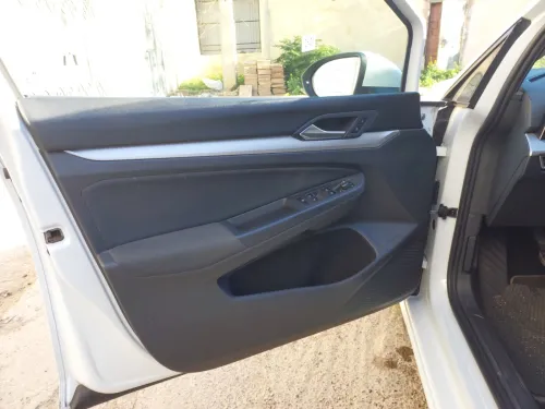 Volkswagen Golf 8 2022 Life Plus