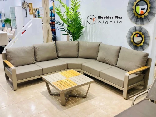 SALON D'ANGLE JARDIN 