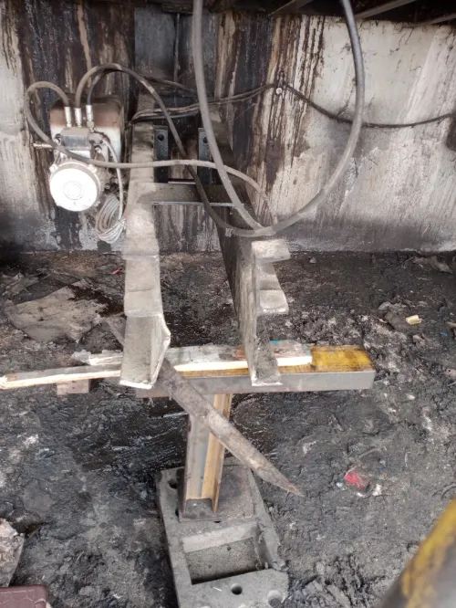 Reparation Maintenance installation Niveleur de quai    Guide roue    Butoir   Porte sectionnelle 