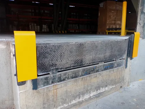 Reparation Maintenance installation Butoir niveleur de quai chargement butée caoutchouc amortisseur