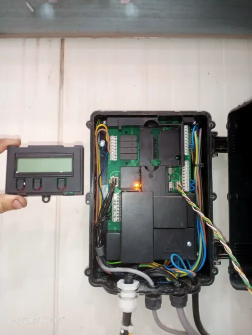 Réparation maintenance et installation porte sectionnelle porte raide porte PVC Sas d'étanchéité