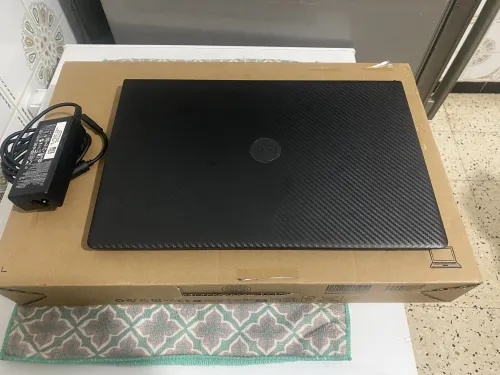 Dell vostro I3 12eme/8go/512ssd