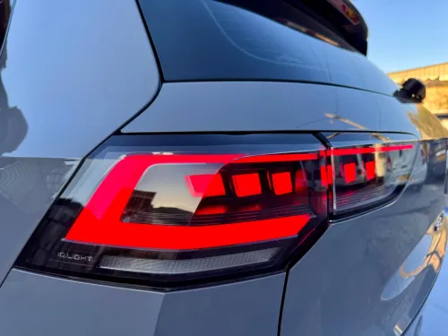 Volkswagen Golf 8 2025 R-Line