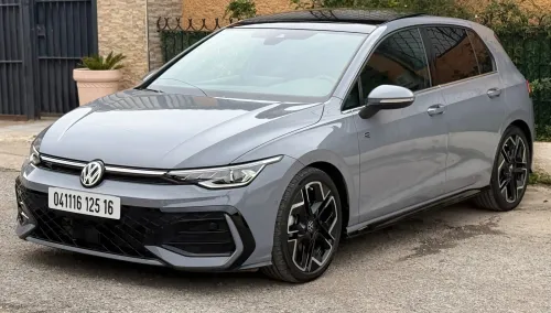 Volkswagen Golf 8 2025 R-Line