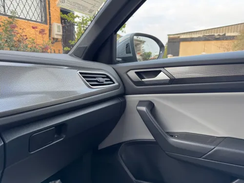 Volkswagen T-Roc 2025 R-Line 