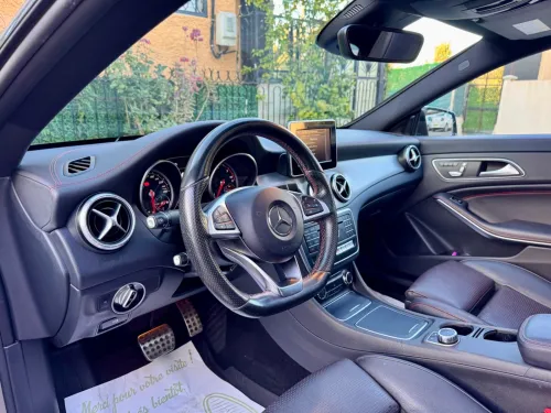 Mercedes CLA 2017 Coupé Exclusif + AMG 