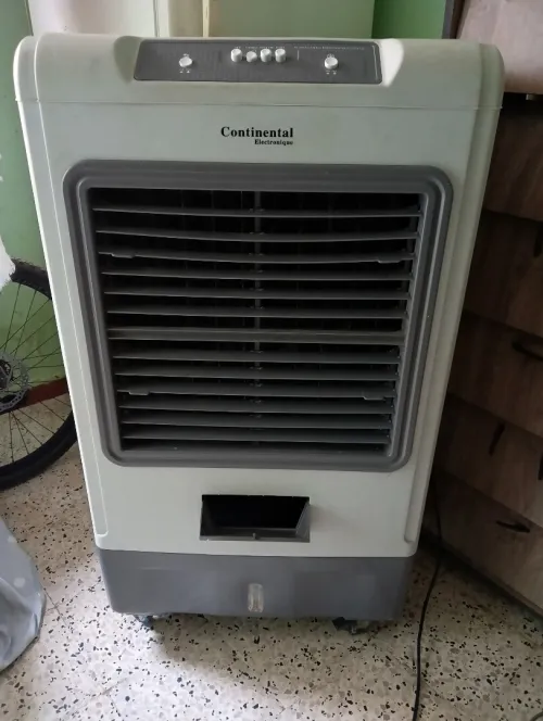 Climatiseur mobile continental كليماتزور متنقل بحالة جيدة