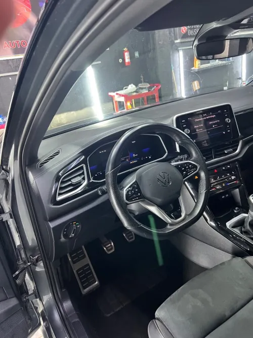 Volkswagen T-Roc 2023 R-Line 