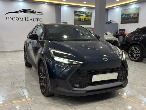 Toyota C-HR Coupé 2024 Sport Luxury