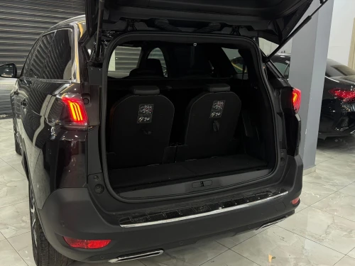 Peugeot 5008 2023 GT 7 Places
