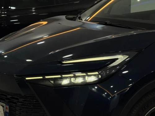 Toyota C-HR Coupé 2024 Sport Luxury