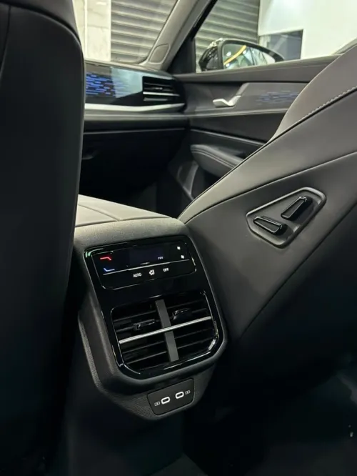 Volkswagen Passat 2025 R Line