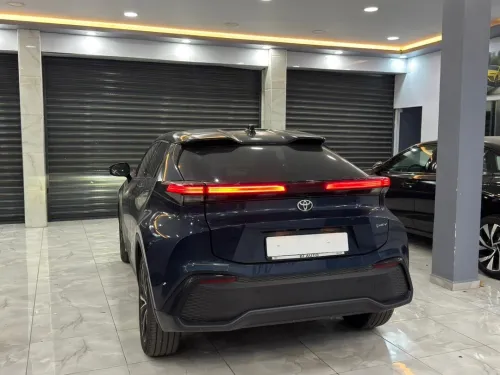 Toyota C-HR Coupé 2024 Sport Luxury