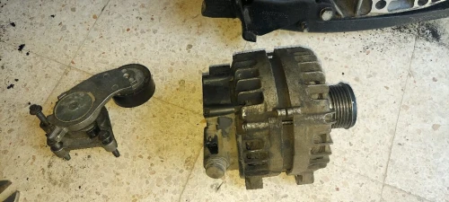 Bloc et pièces moteur 1.6 hdi un seul arbre à cames