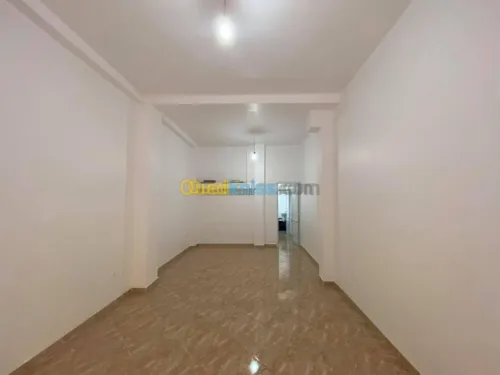 Location Local Alger Mahelma