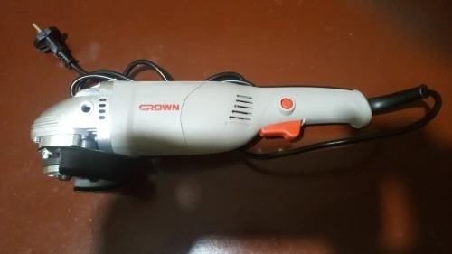 tronçonneuse Crown 1010w