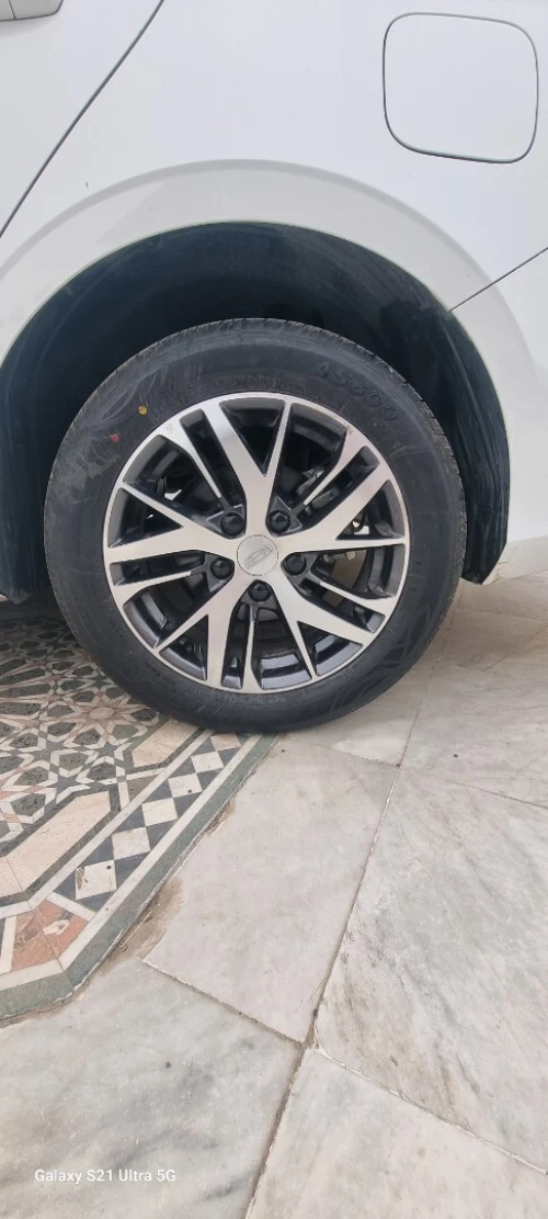 Geely Emgrand 2025 Emgrand