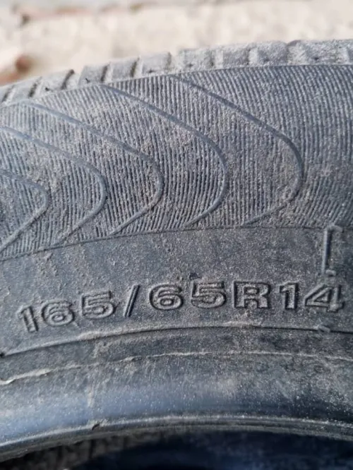 pneu 165/60r14 et pneu 165/65r14
