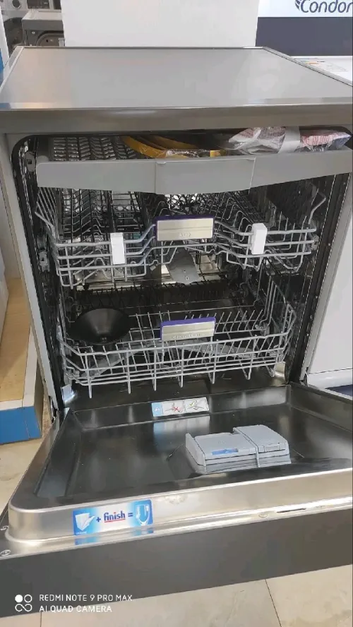 Lave vaisselle BEKO MANHATTEN 16 COUVERTS
