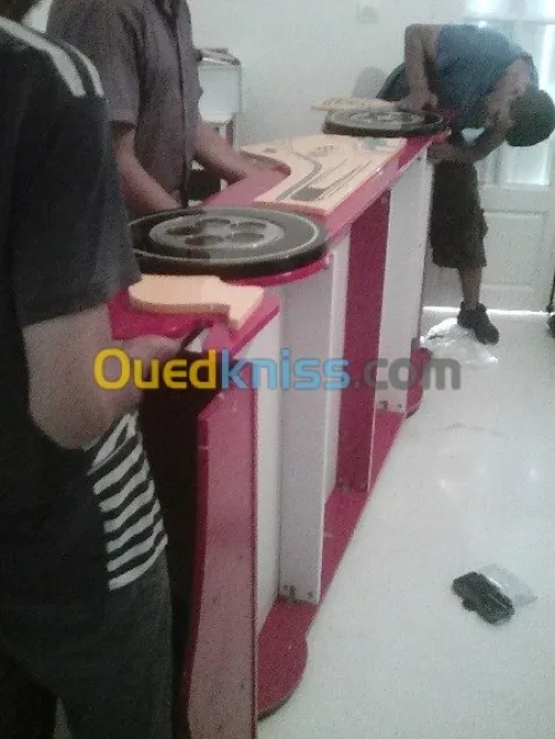 /DÉMÉNAGEMENT TRANSPORT/نقل وترحيل 