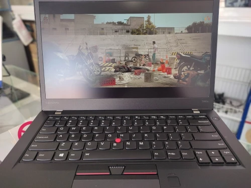 BIG PROMO LAPTOP GAMER LENOVO THINKPAD T460s i7  Avec double Carte Graphique+ Ecran Tactile