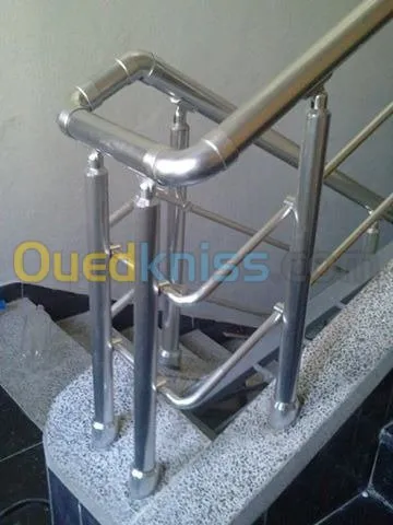 Décoration intérieure et extérieure