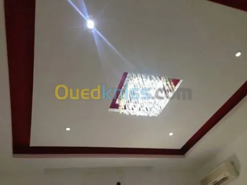 Décoration intérieure et extérieure