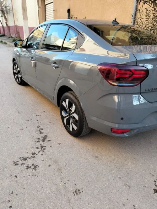 Dacia Logan 2025 Extreme