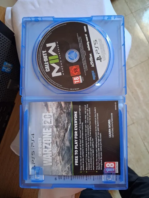 CALL of DUTY Modern Warfare 2 PS5 CD caba Angleterre