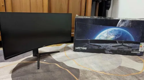Ecran matos 180hz curve