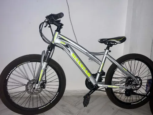 Vélo maxstar 24 vvt