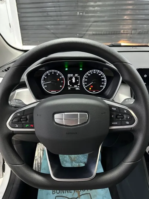 Geely Coolray 2026 