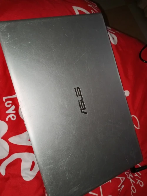 Asus vivobook 14