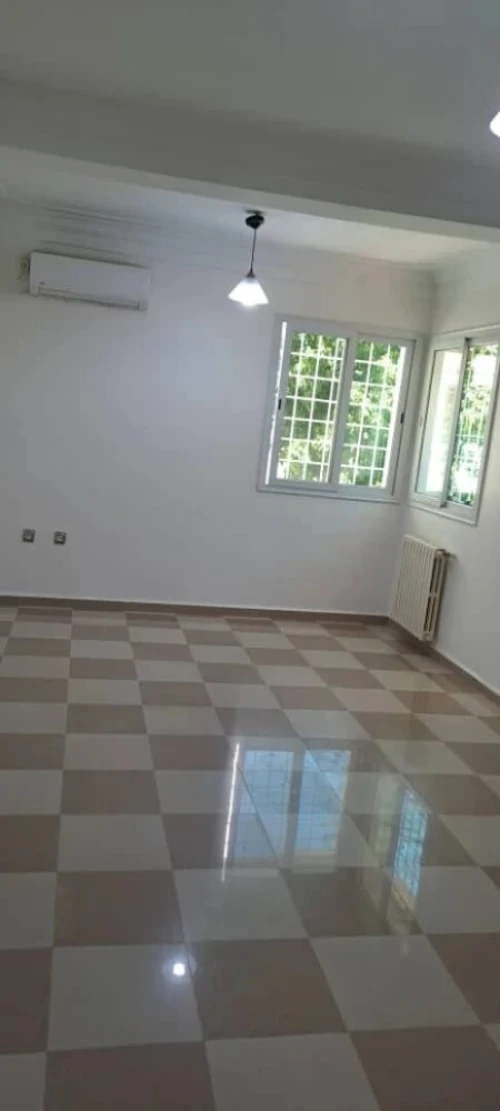 Location Appartement Niveau de villa F3 Alger Dely brahim