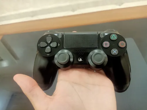 ps4 slim online 500gb+mannete original + avec 3 cd + caba mn france