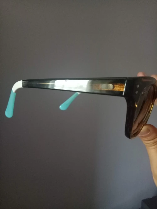 Lunettes de soleil femmes 