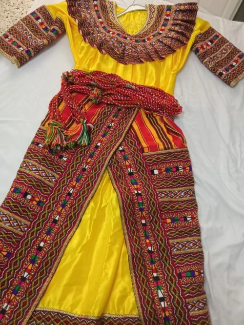 Robe kabyle (iwadhiyen)